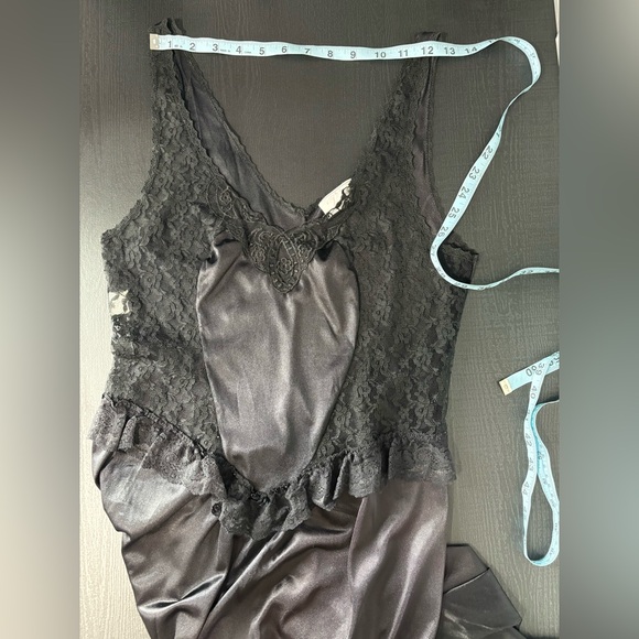 Vintage Tessie Slip Black Lace Heart Detail Size Medium - Picture 4 of 9